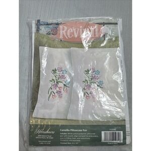 Camellia Pillowcase Pair Hersrschners Cotton/polyester Embroidery